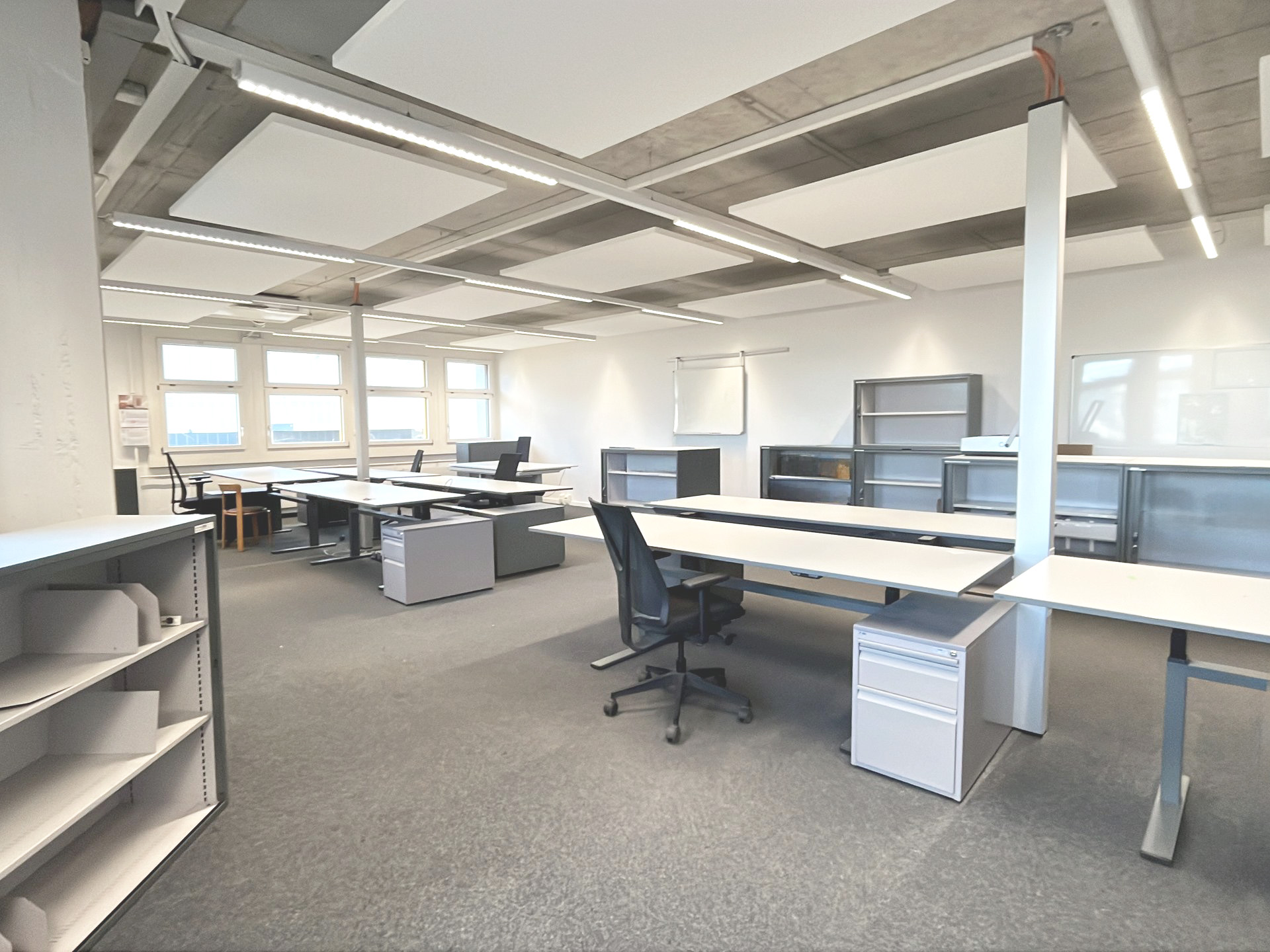 2220 1104 backbone 585587 A 017 WEB 2