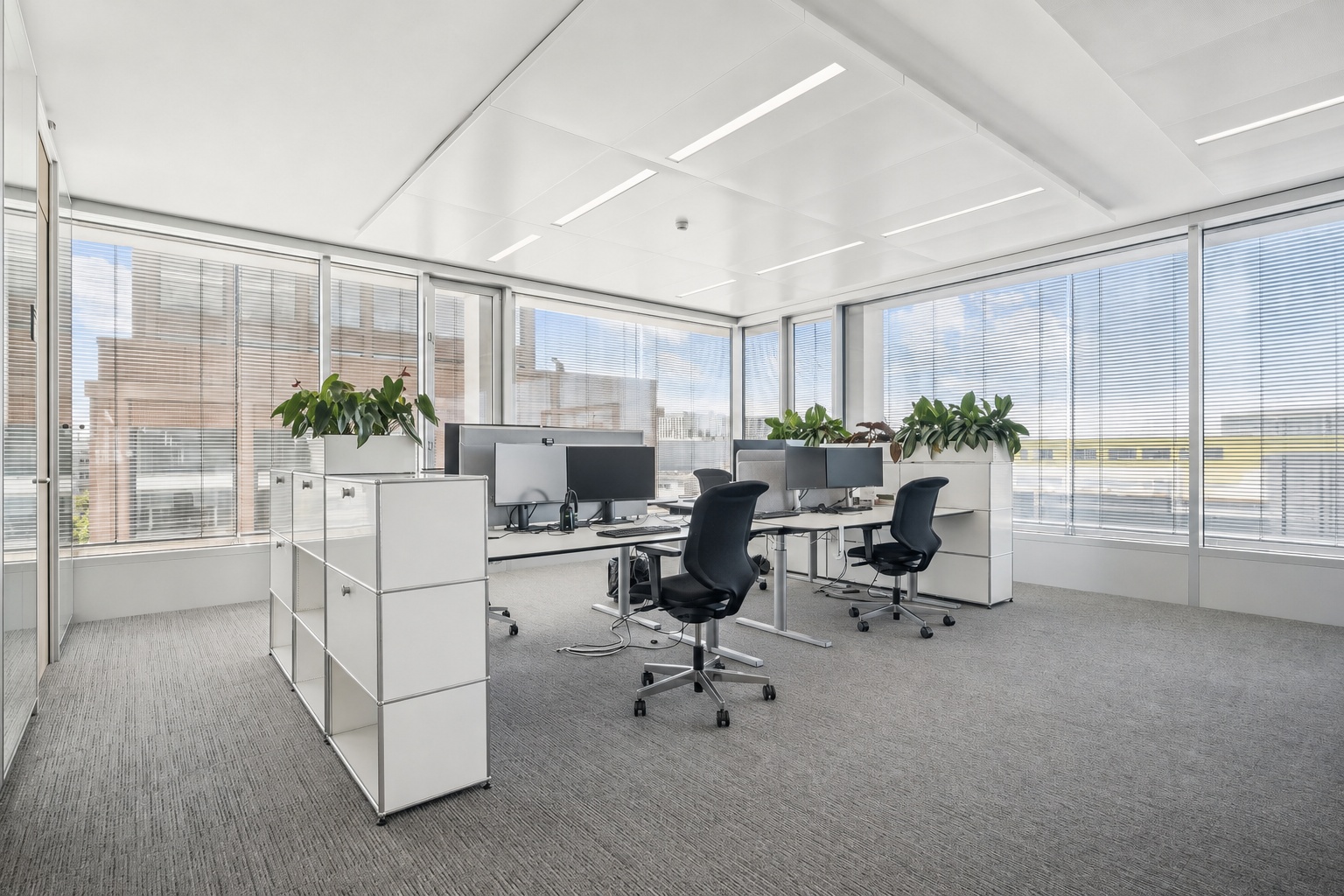 2529 1401 Sae29 Office 4 OG