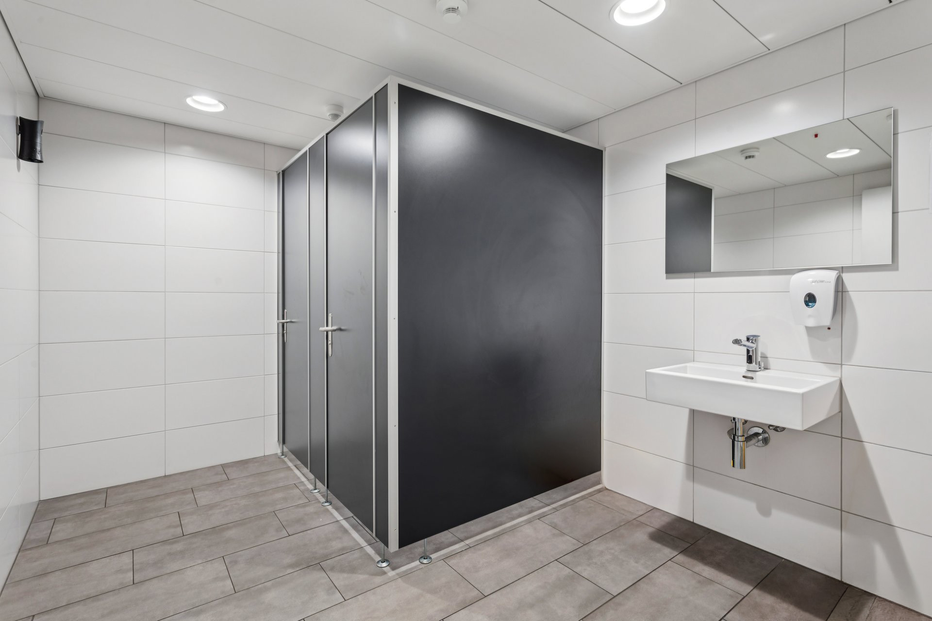 2863 1102 Ze63 Toilette 1 OG