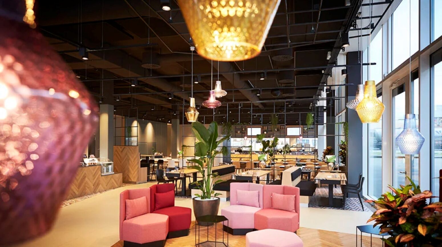 2529 1001 Lounge 1