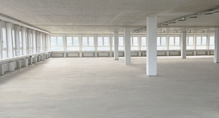 2203 1301 backbone 578742 A 004v01 WEB 2